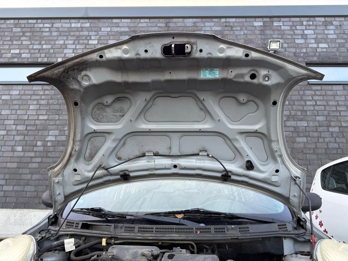 Nissan Micra K12 original Motorhaube KY0 Sporty Silver Metallic BJ06